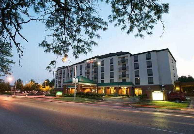 Hotel Courtyard By Marriott Bloomington Extérieur photo